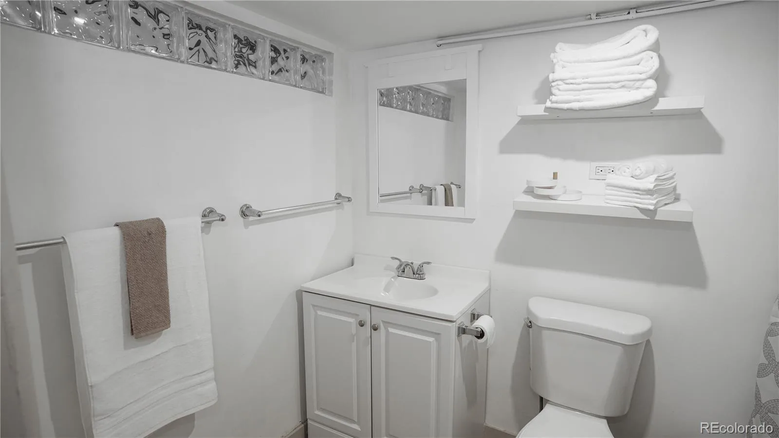 1717 E 29th Ave 1/2 Denver CO 80205 | MLS #REC7658158 09222026225035 1600 20