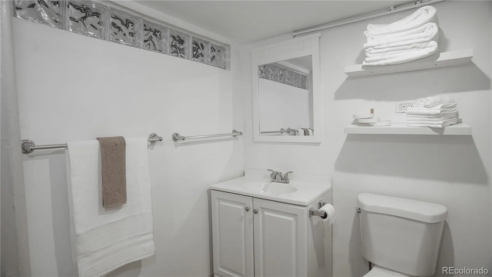 1717 E 29th Ave 1/2 Denver CO 80205 | MLS #REC7658158 09222026225035 1600 23