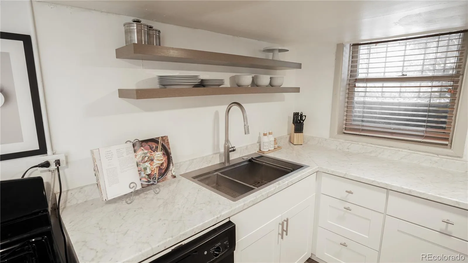 1717 E 29th Ave 1/2 Denver CO 80205 | MLS #REC7658158 09222026225035 1600 5