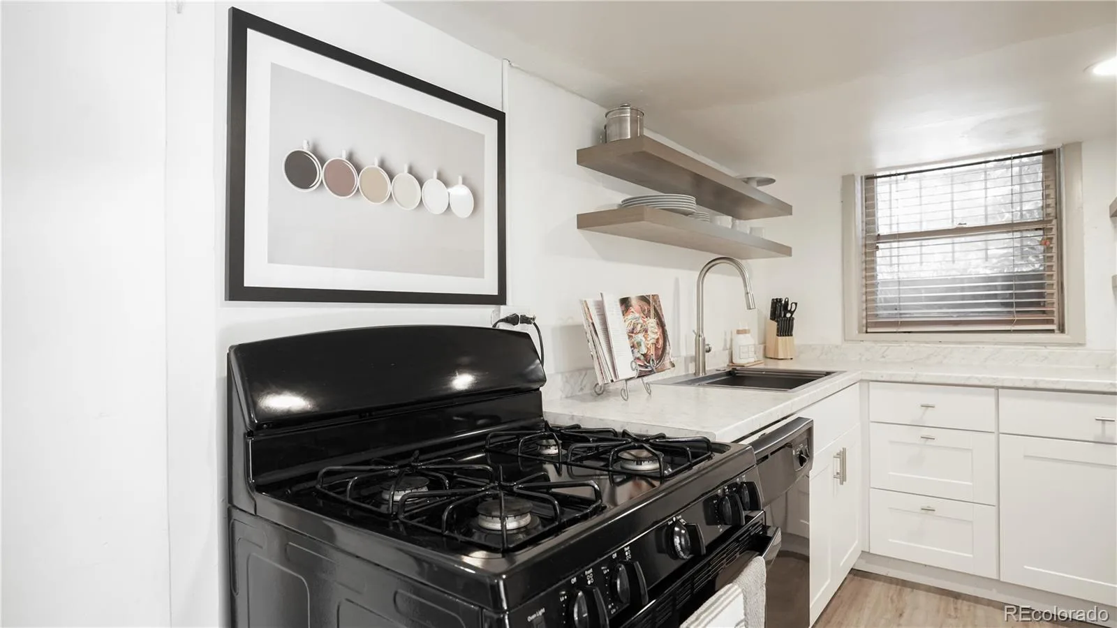 1717 E 29th Ave 1/2 Denver CO 80205 | MLS #REC7658158 09222026225035 1600 8