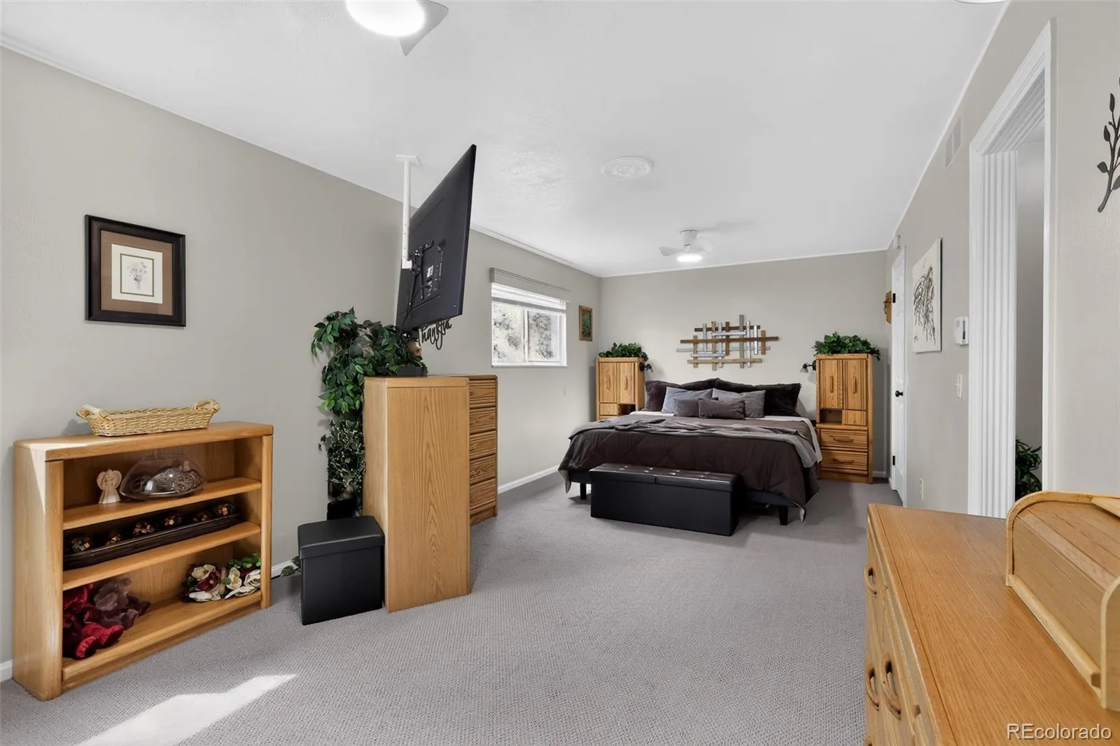 4551 S Ouray Way Aurora CO 80015 MLS #REC7658563 07092026155131 1600 11