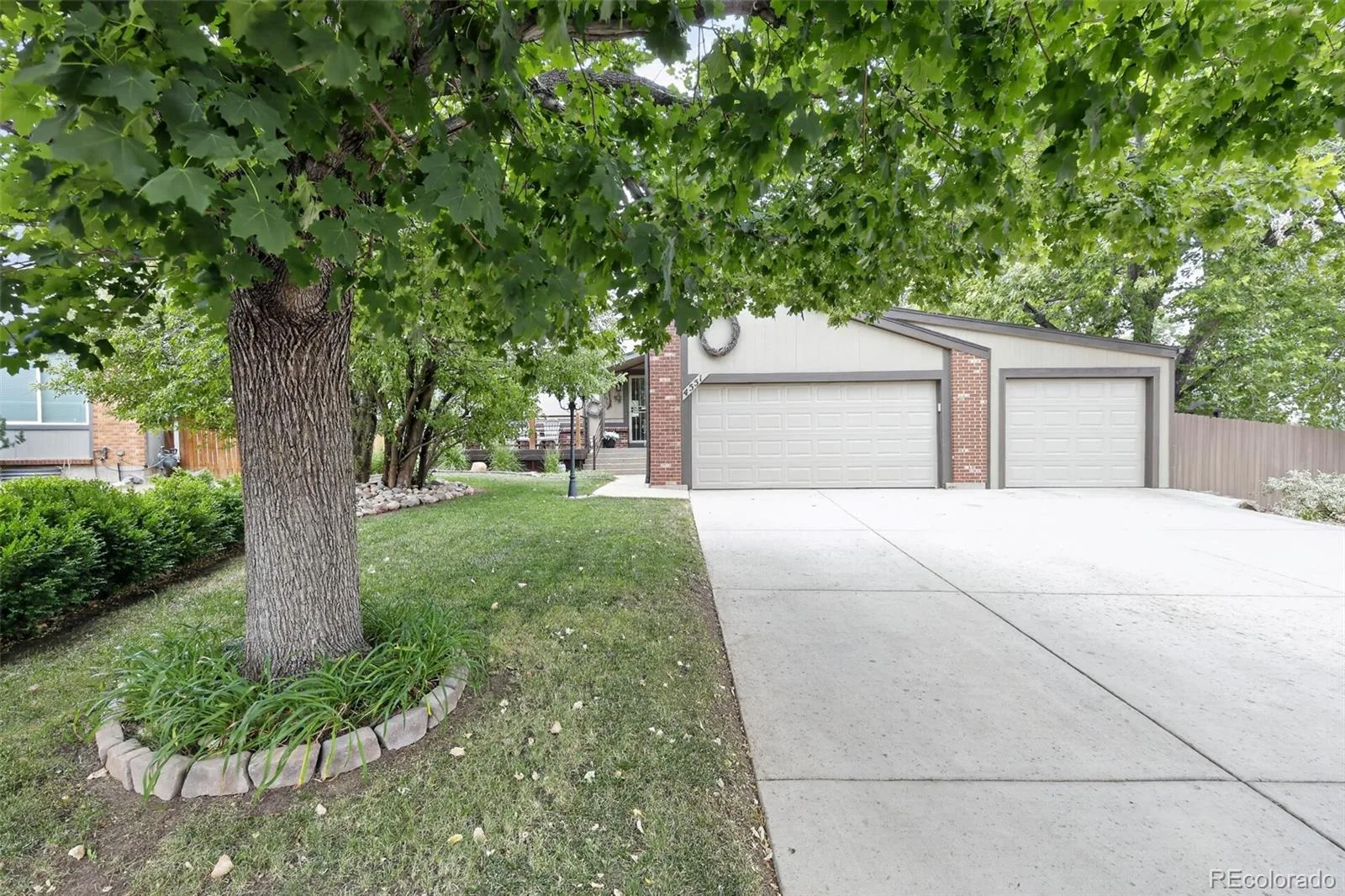 4551 S Ouray Way Aurora CO 80015 MLS #REC7658563 07092026155131 1600 32