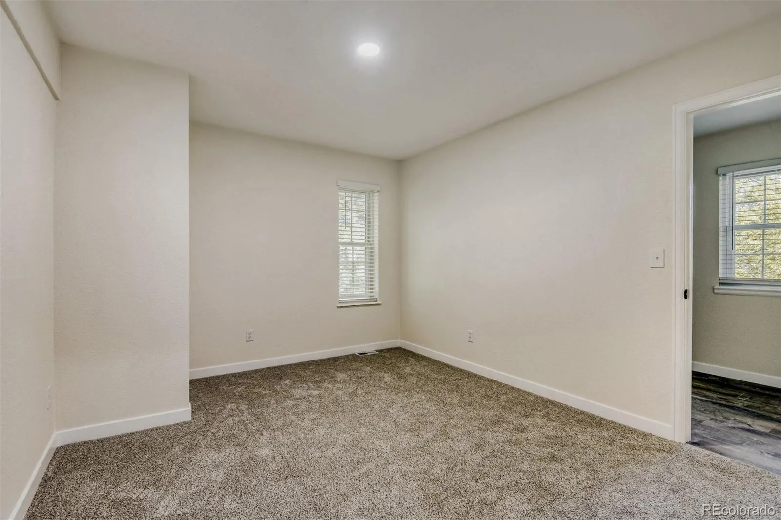 13322 E Asbury Drive Aurora CO 80014 MLS #REC7659962 04302026010501 1600 23