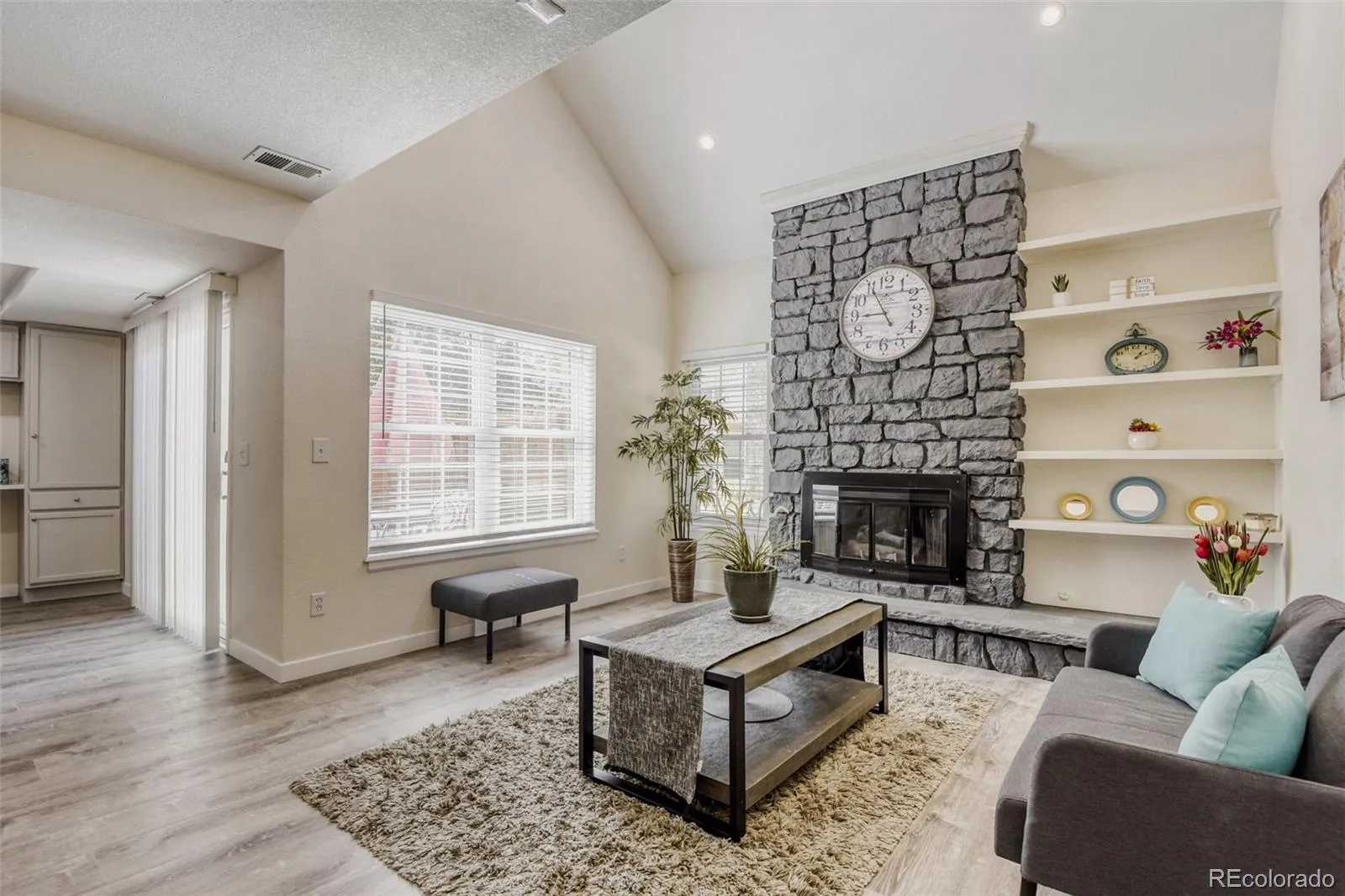 13322 E Asbury Drive Aurora CO 80014 MLS #REC7659962 04302026010501 1600 4