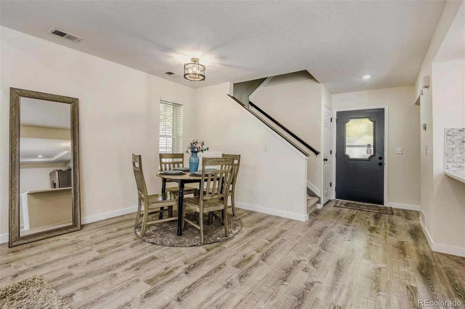 13322 E Asbury Drive Aurora CO 80014 MLS #REC7659962 04302026010501 1600 6