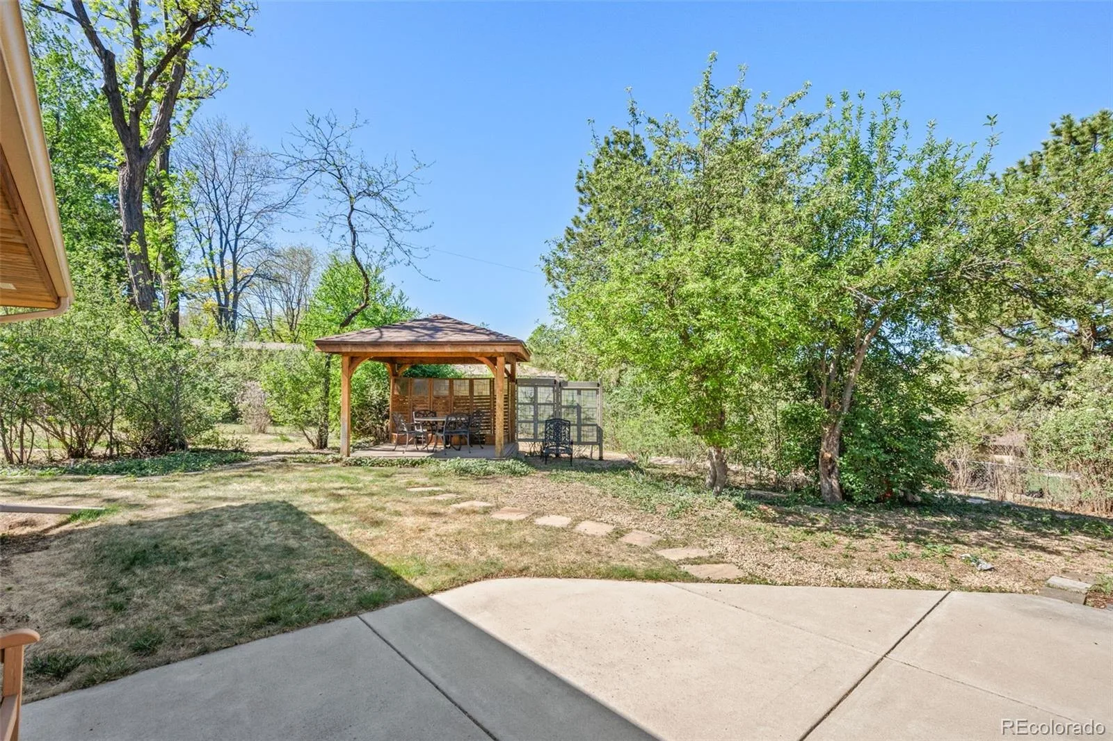 9690 W 36th Avenue Wheat Ridge CO 80033 MLS #REC7660169 06232026181247 1600 34