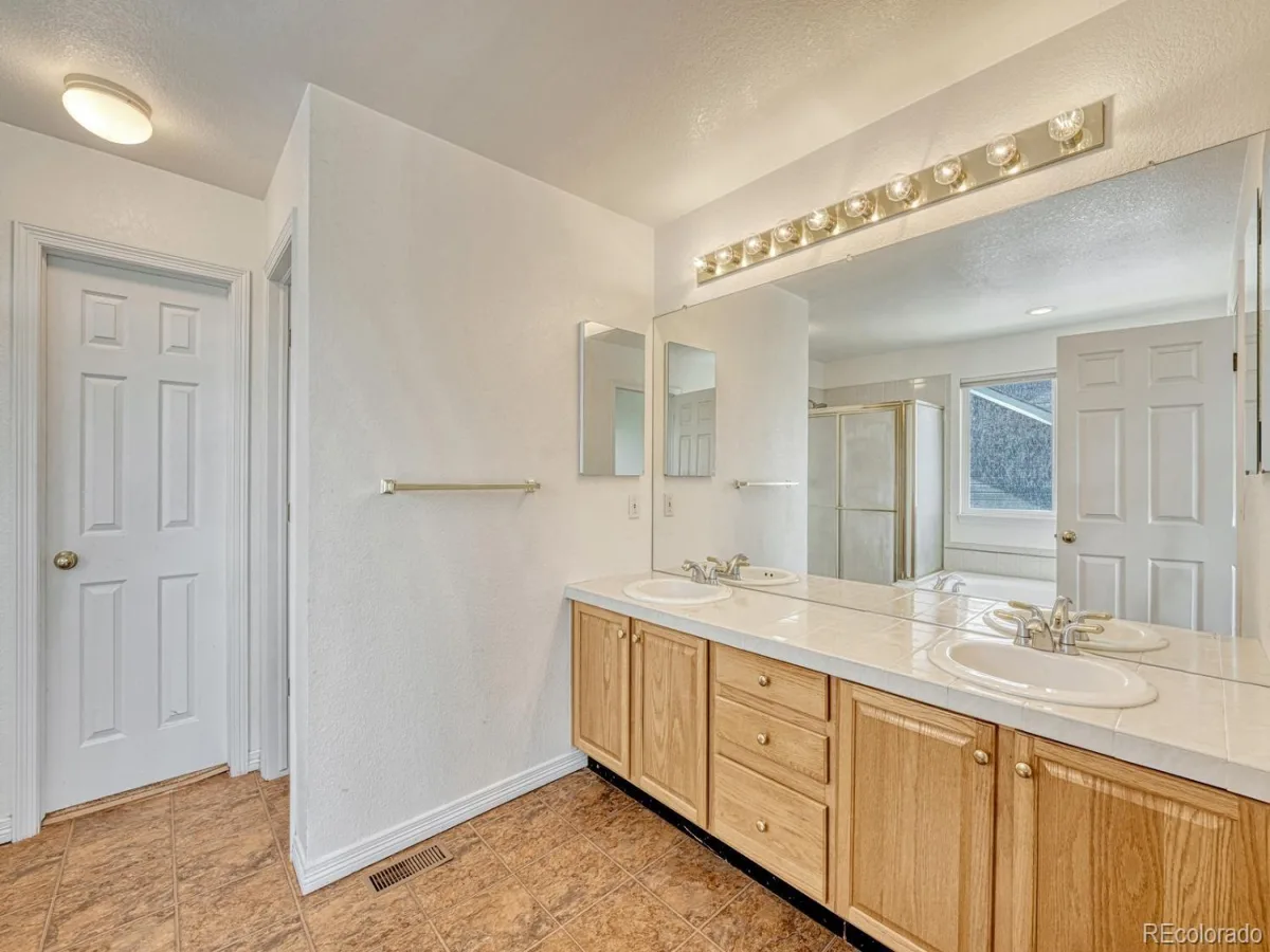 10804 Vista Road Parker CO 80138 | MLS #REC7661108 06232026181241 1200 24