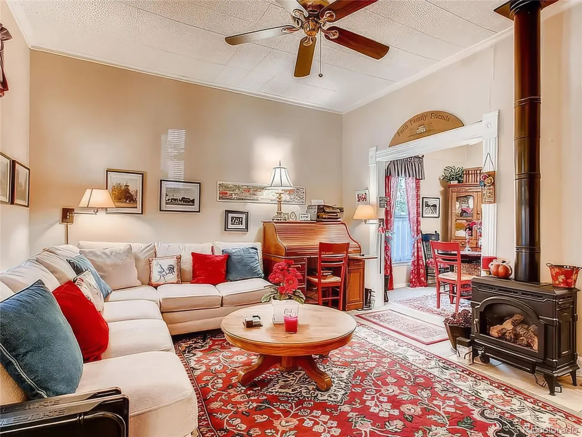 5850 S Curtice Street Littleton CO 80120 MLS #REC7661544 05152026200906 1200 4