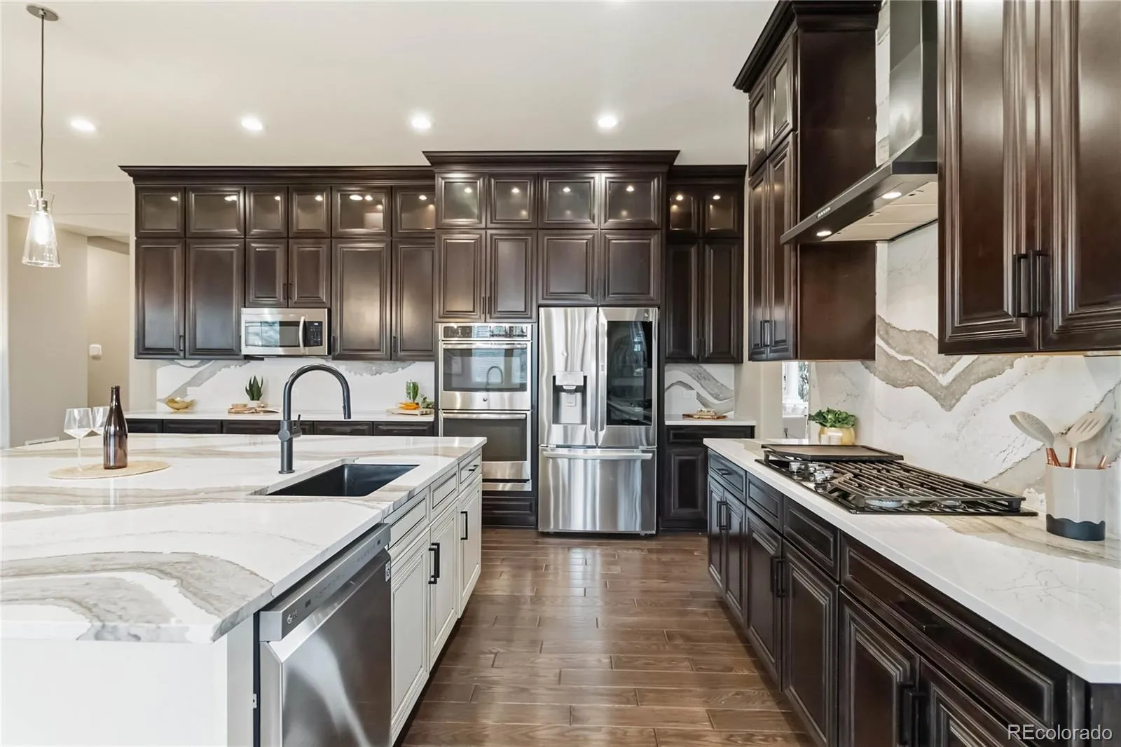 7878 S Valleyhead Way Aurora CO 80016 MLS #REC7662908 05112026152503 1600 18