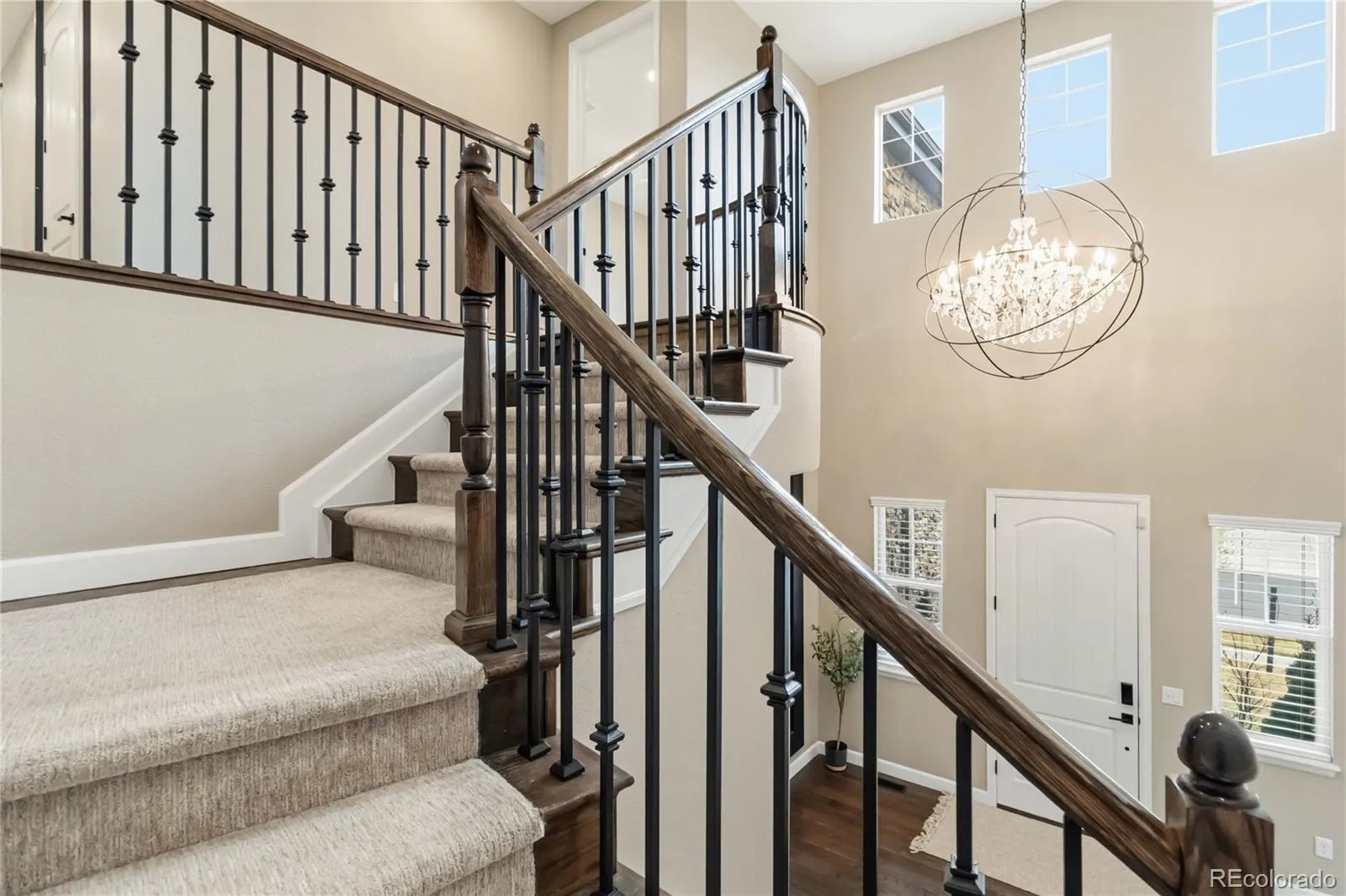 7878 S Valleyhead Way Aurora CO 80016 MLS #REC7662908 05112026152503 1600 25