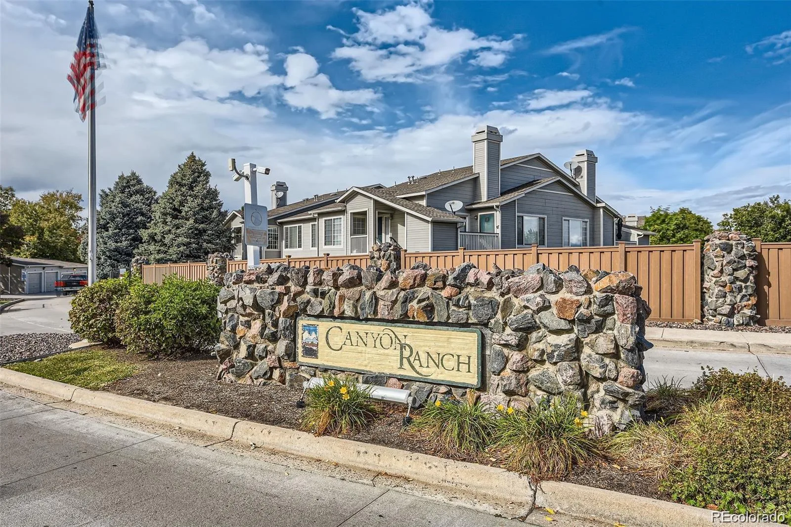8365 Pebble Creek Way #201 Highlands Ranch CO 80126 | MLS #REC7663200 08262026021715 1600 19