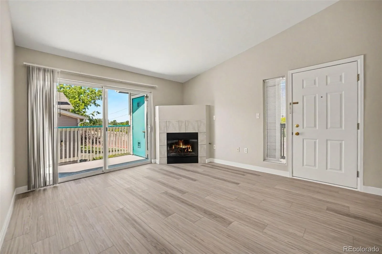 8365 Pebble Creek Way #201 Highlands Ranch CO 80126 | MLS #REC7663200 08262026021715 1600 3