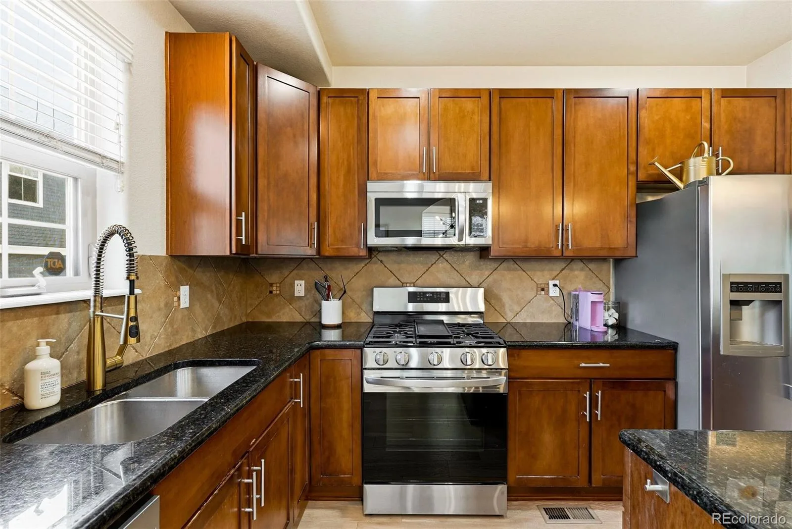 3551 Yosemite Street Denver CO 80238 MLS #REC7663775 06032026222900 1600 11