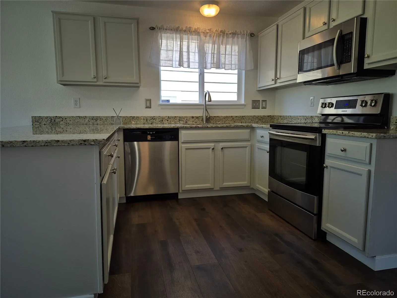21924 E Lake Avenue Aurora CO 80015 | MLS #REC7667370 07072026211448 1600 35
