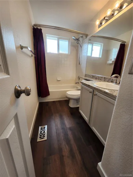 21924 E Lake Avenue Aurora CO 80015 | MLS #REC7667370 07072026211448 800 24