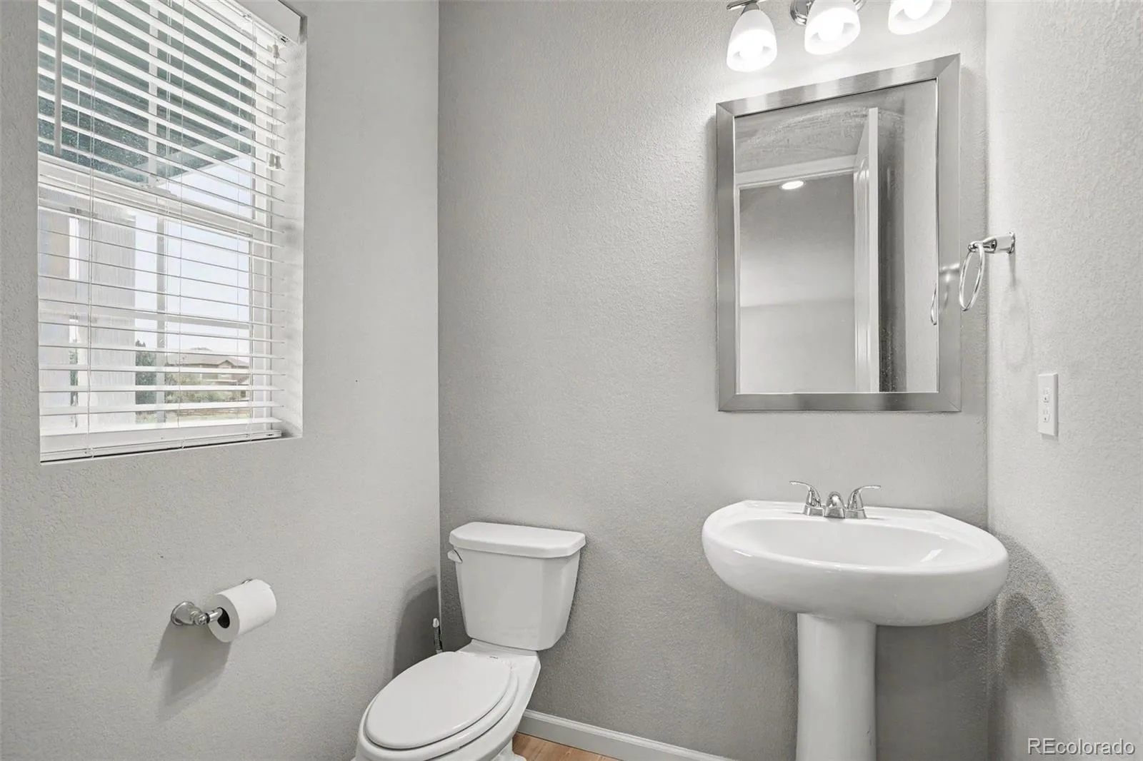 17227 Parkside Drive Commerce City CO 80022 | MLS #REC7667916 08132026204139 1600 10
