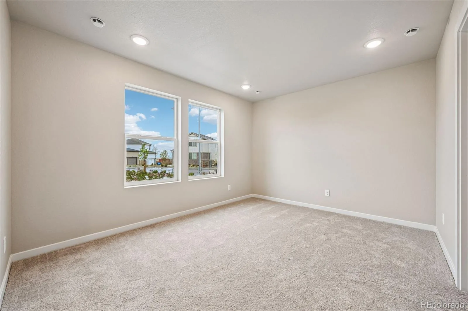 24111 E 54th Place Aurora CO 80019 | MLS #REC7670152 07292026002811 1600 16