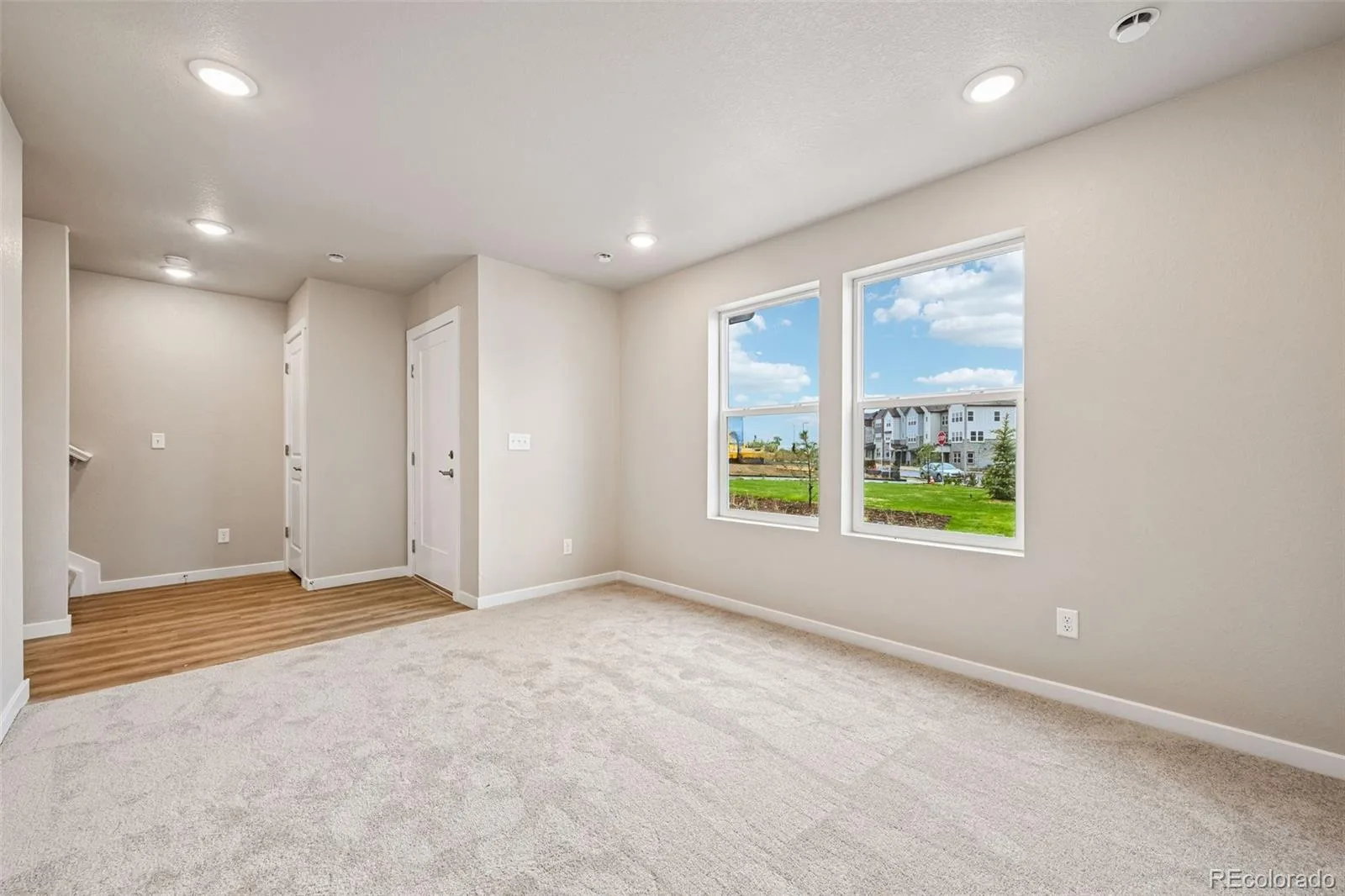 24111 E 54th Place Aurora CO 80019 | MLS #REC7670152 07292026002811 1600 19