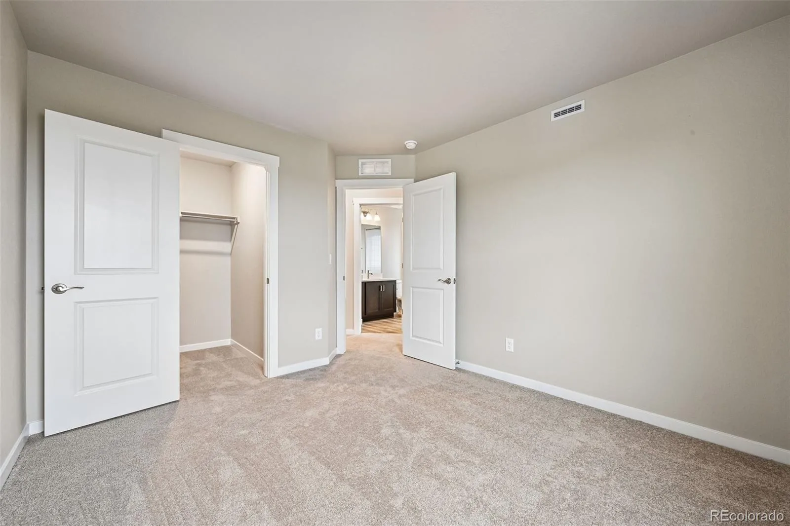 24111 E 54th Place Aurora CO 80019 | MLS #REC7670152 07292026002811 1600 24