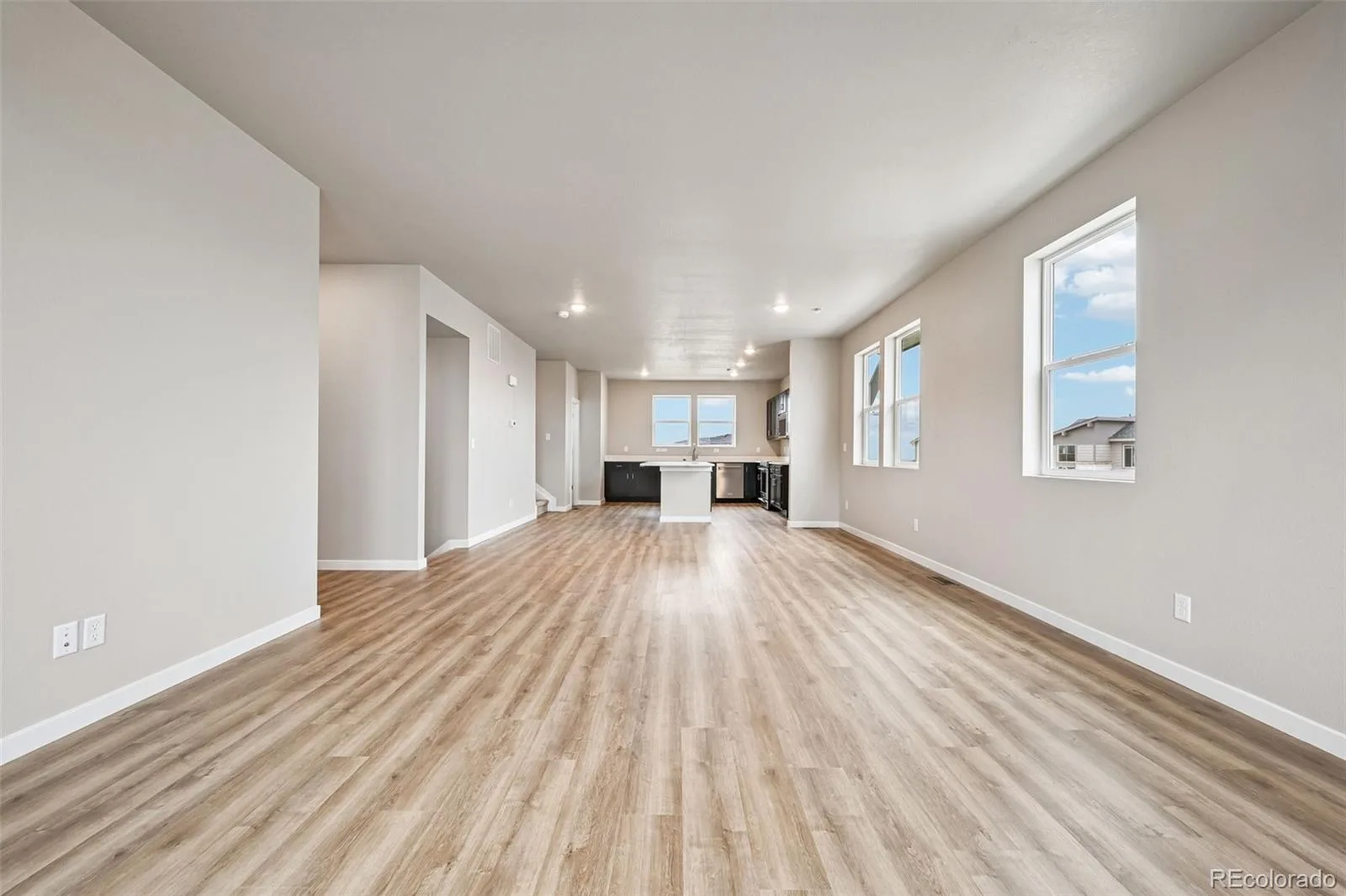 24111 E 54th Place Aurora CO 80019 | MLS #REC7670152 07292026002811 1600 4