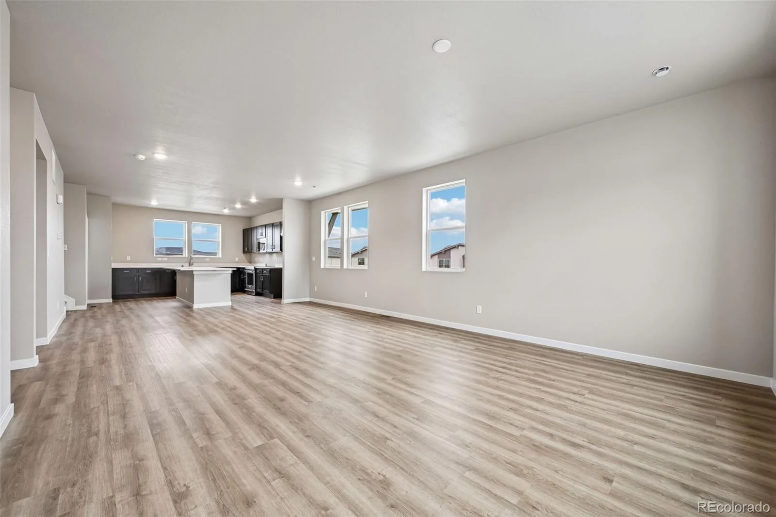 24111 E 54th Place Aurora CO 80019 | MLS #REC7670152 07292026002811 1600 5