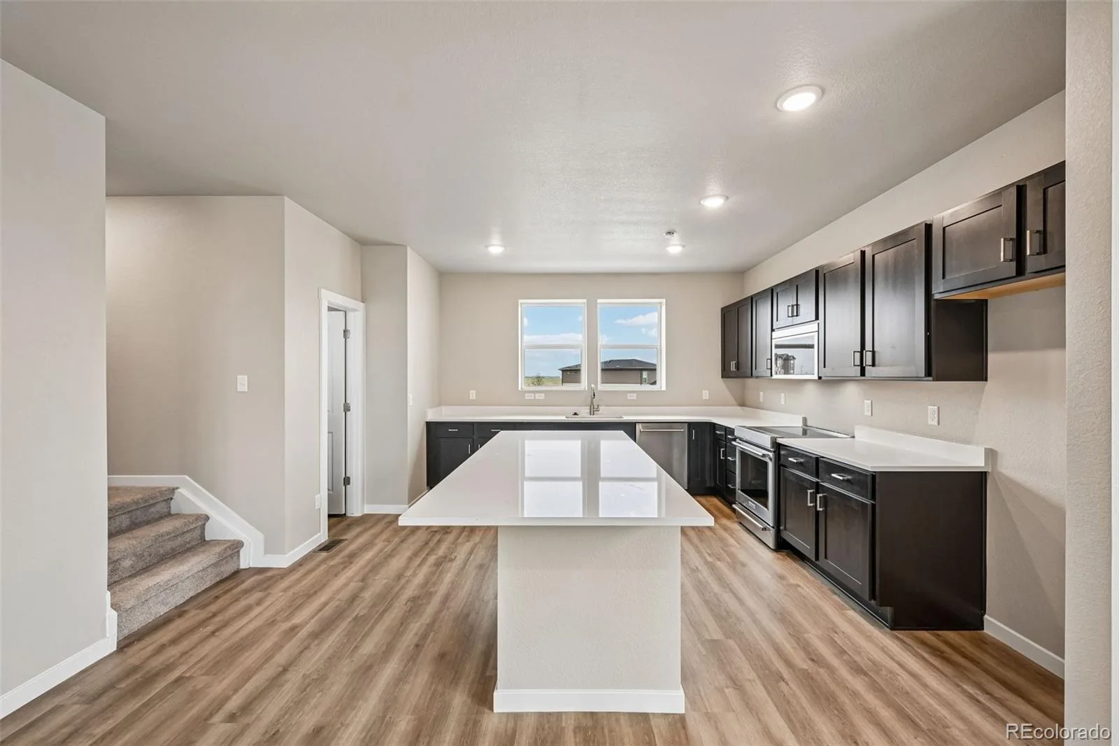 24111 E 54th Place Aurora CO 80019 | MLS #REC7670152 07292026002811 1600 8