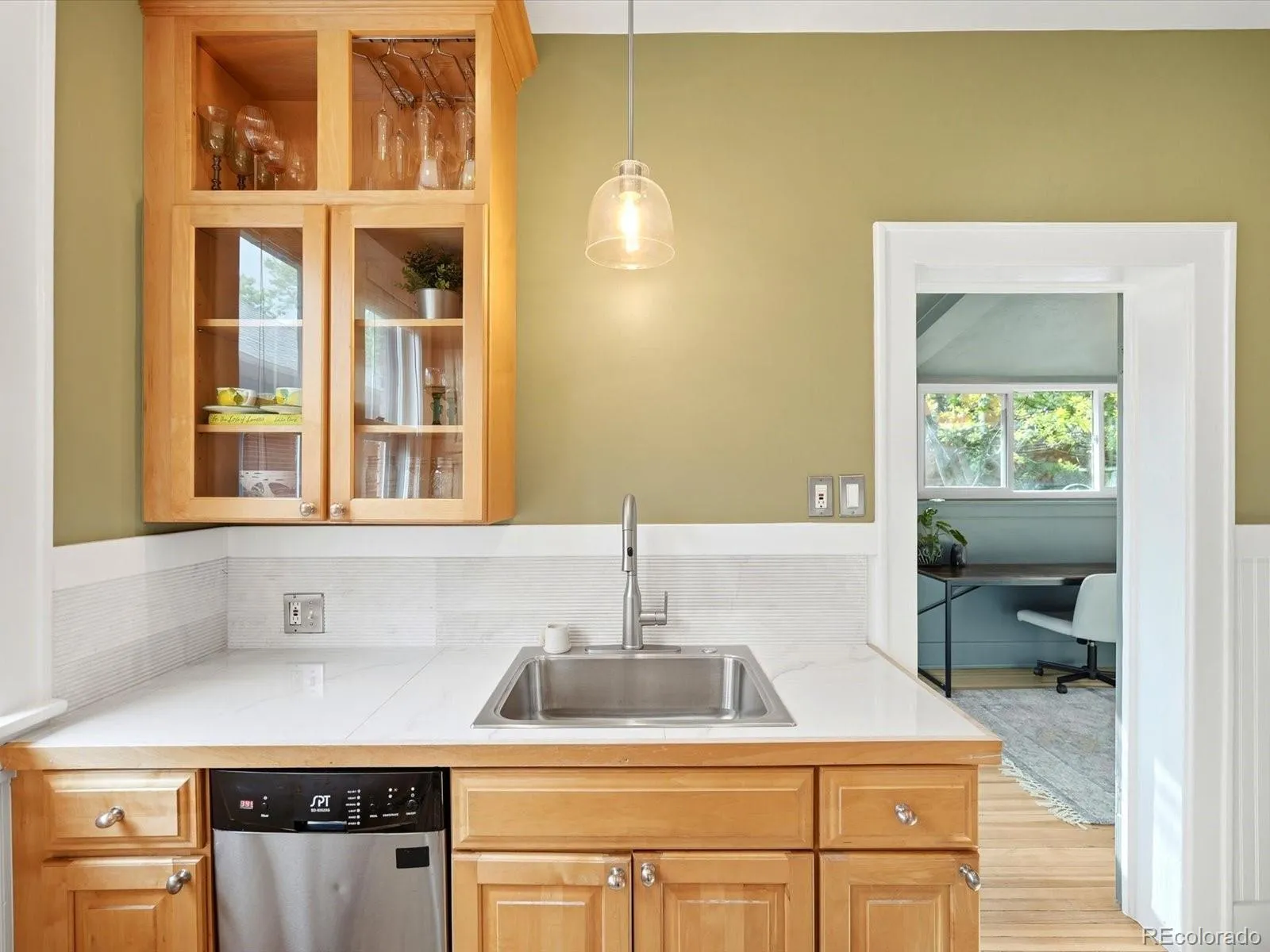 04152026231043 1600 18