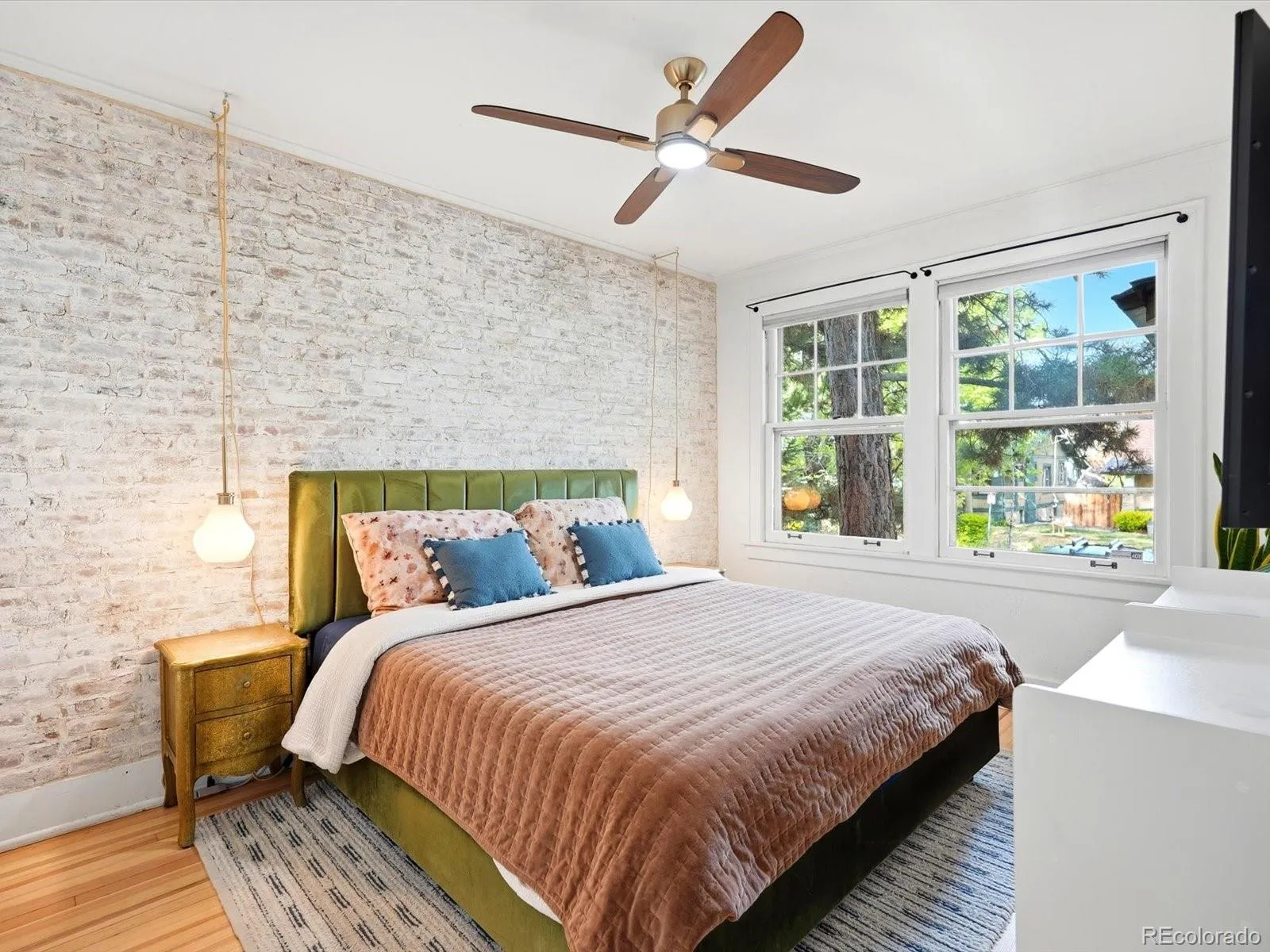 04152026231043 1600 32