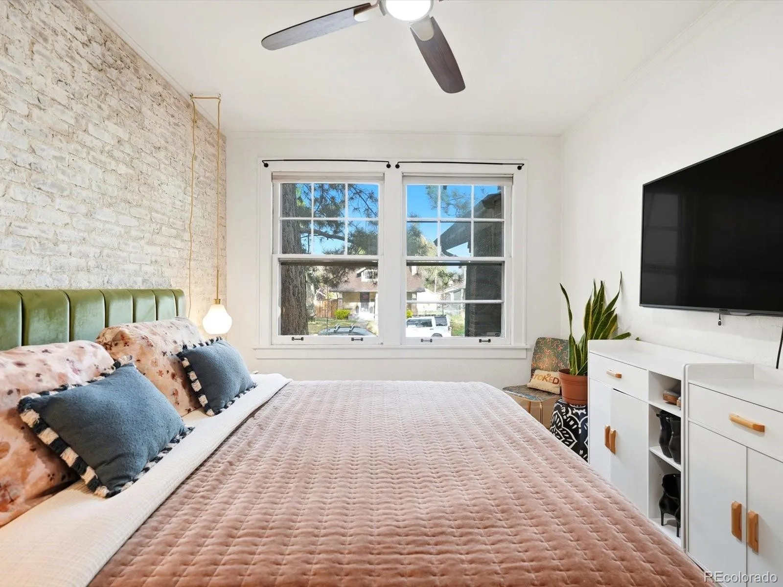 04152026231043 1600 34