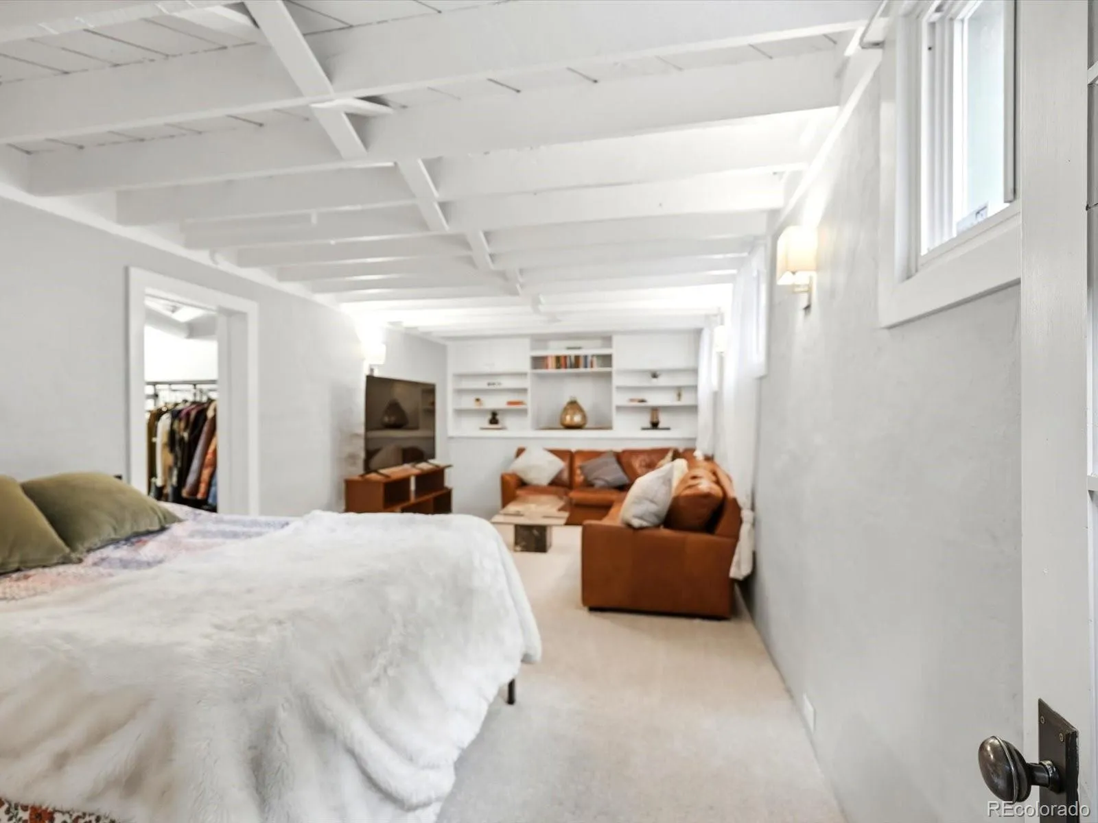 04152026231043 1600 37