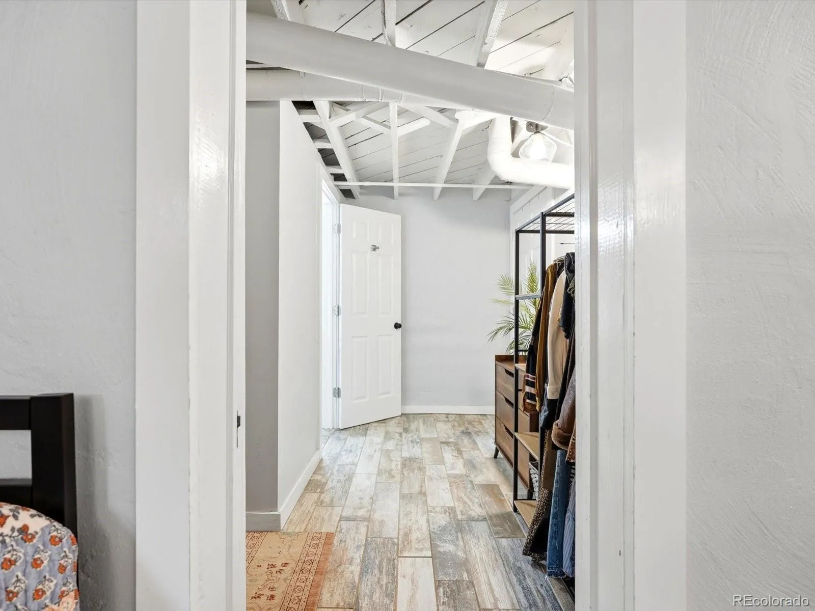 04152026231043 1600 42