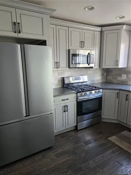 12312025180238 800 10