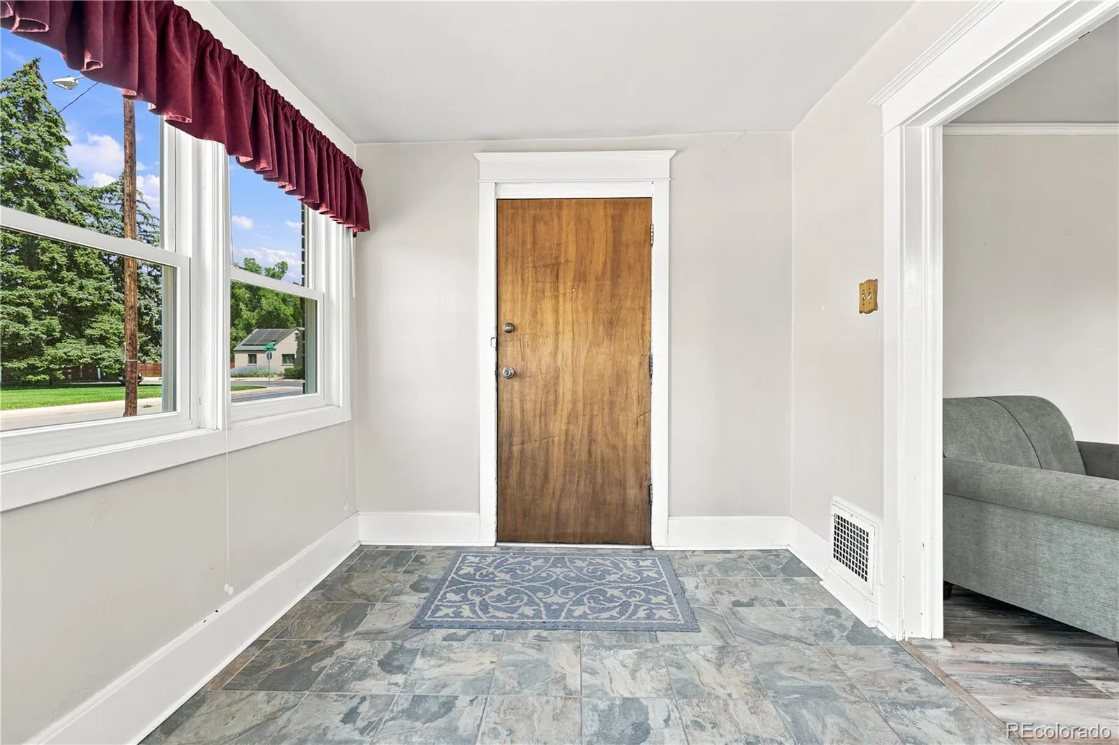2824 S Logan Street Englewood CO 80113 | MLS #REC7671431 08042026193311 1600 18