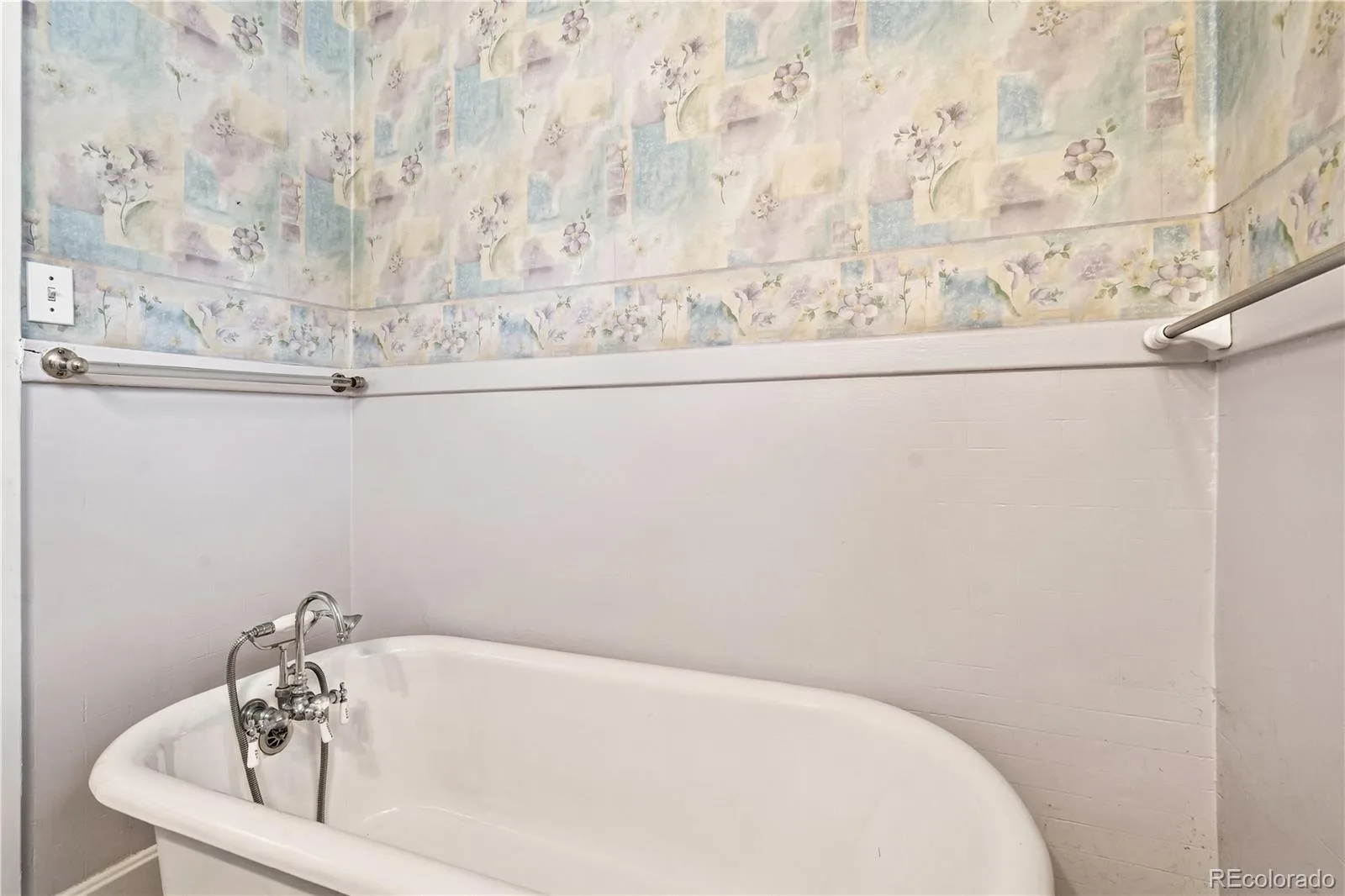 2824 S Logan Street Englewood CO 80113 | MLS #REC7671431 08042026193311 1600 28