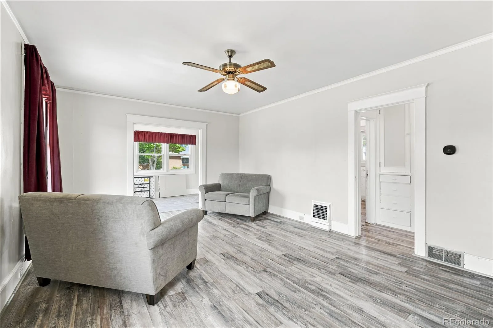 2824 S Logan Street Englewood CO 80113 | MLS #REC7671431 08042026193311 1600 3