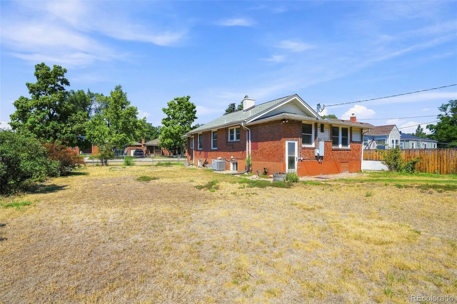 2824 S Logan Street Englewood CO 80113 | MLS #REC7671431 08042026193311 1600 45