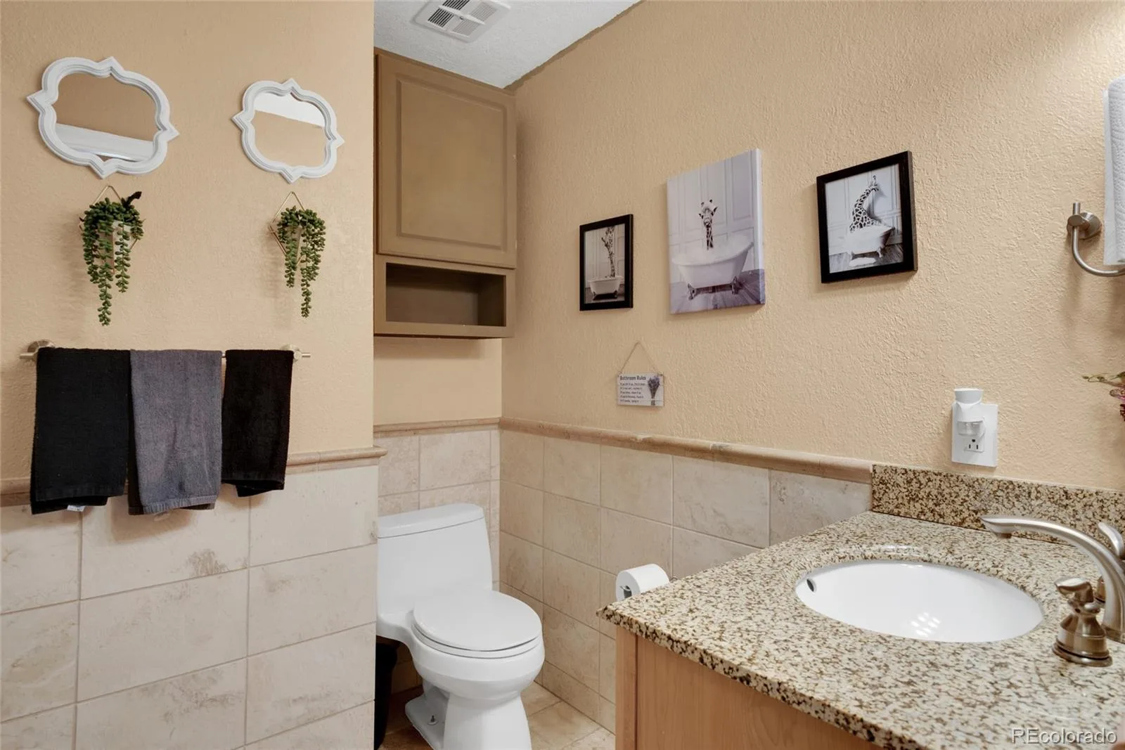 6259 S Fenton Court Littleton CO 80123 | MLS #REC7671624 07152026082941 1600 18
