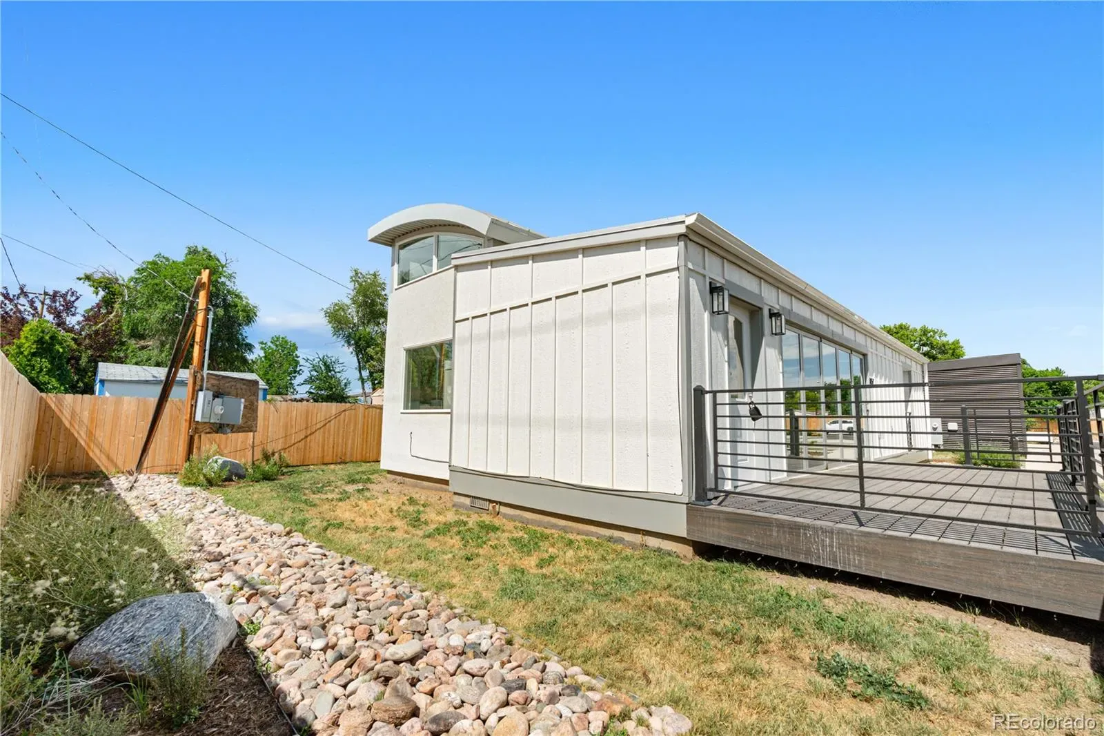 1957 Blackhawk Street Aurora CO 80011 MLS #REC7671629 03292026143142 1600 17