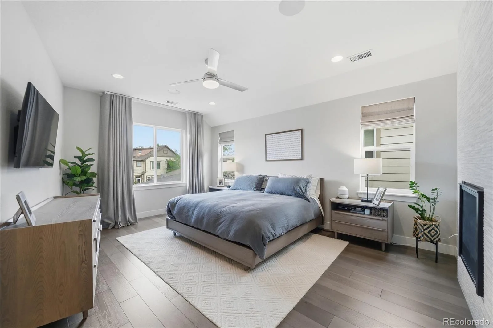 1164 S Lincoln Street Denver CO 80210 MLS #REC7674131 06092026155214 1600 26