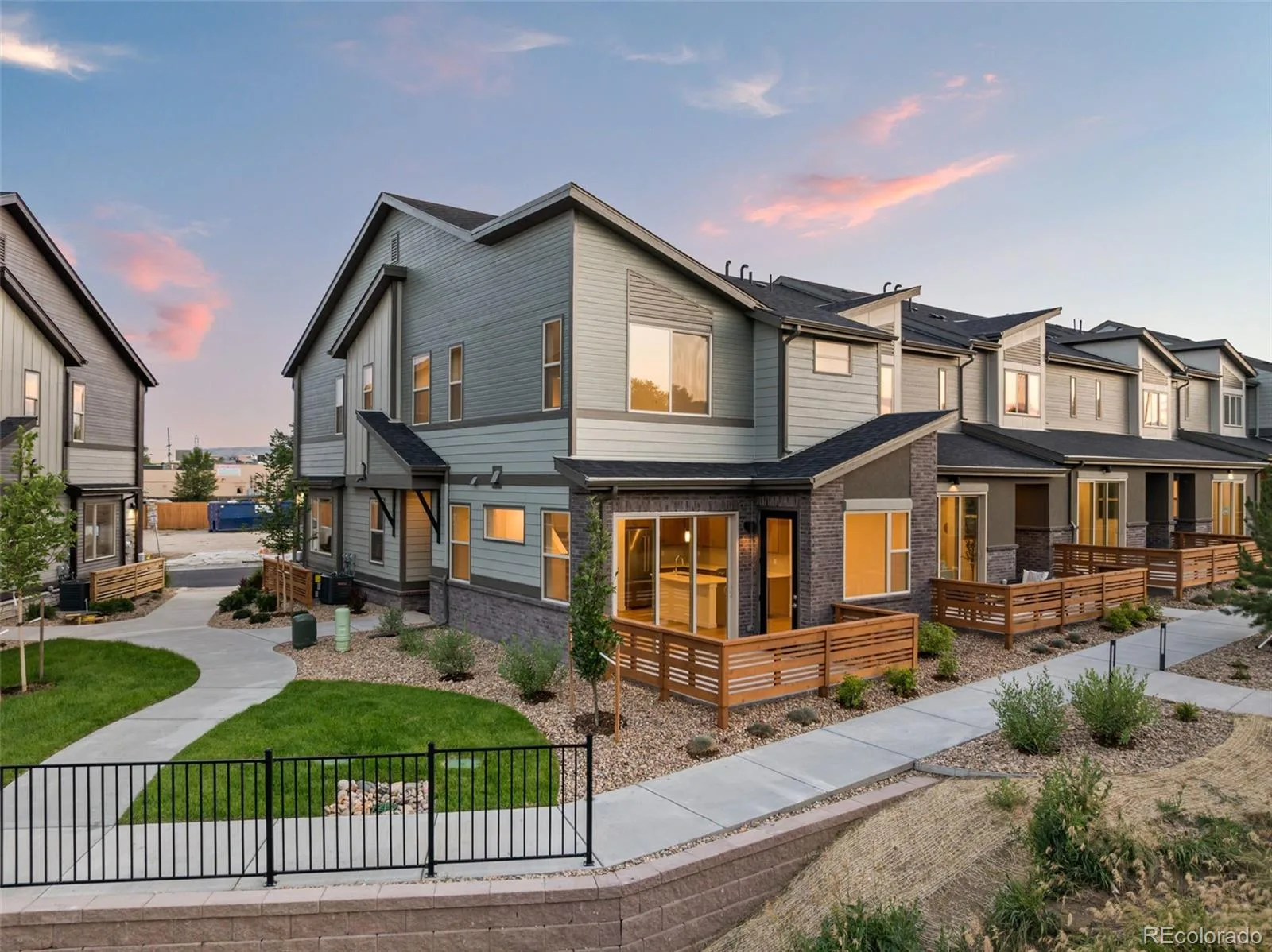 12318 W 58th Court Arvada CO 80004 | MLS #REC7674232 08212026214447 1600 2