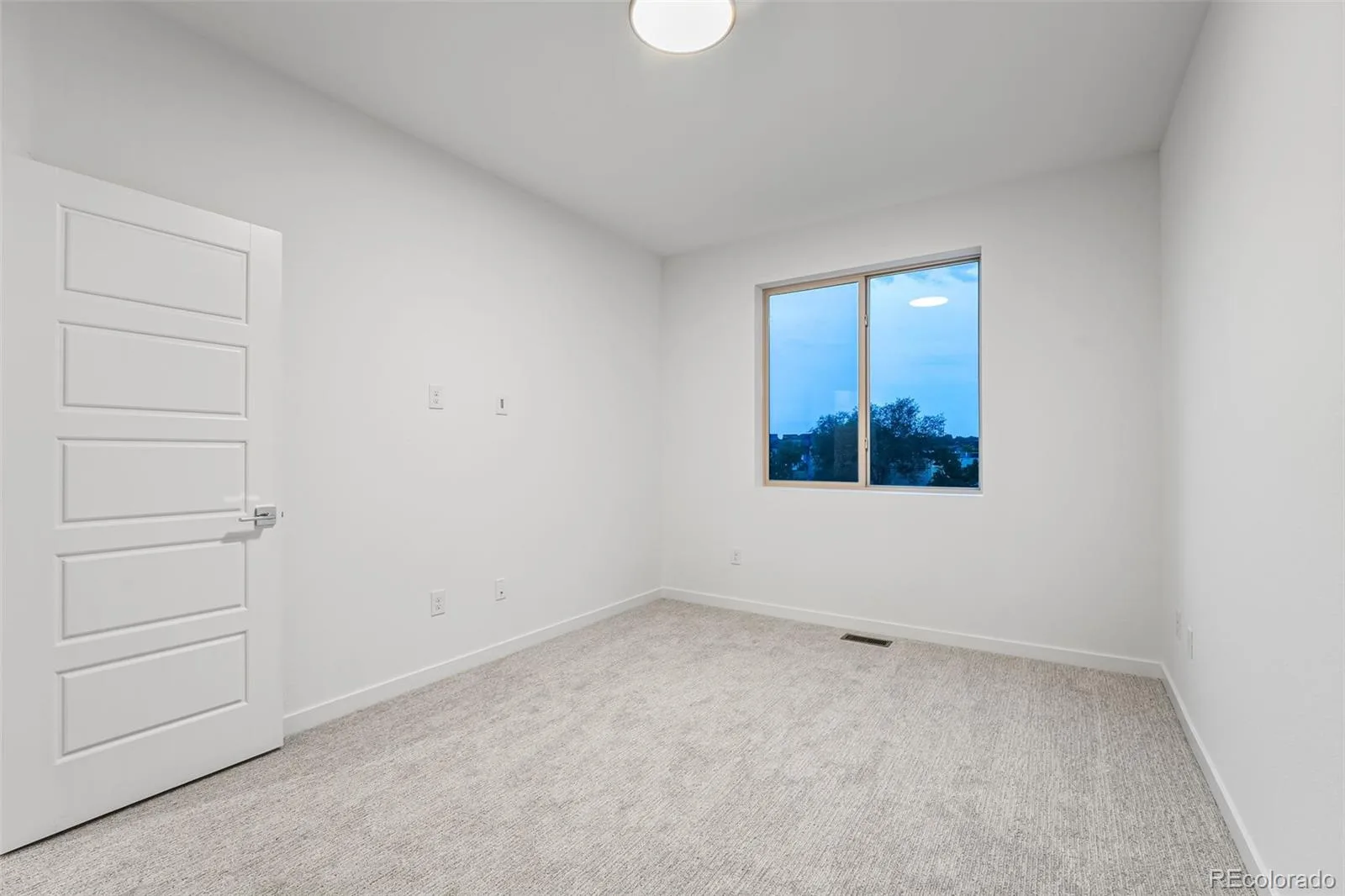 12318 W 58th Court Arvada CO 80004 | MLS #REC7674232 08212026214447 1600 44