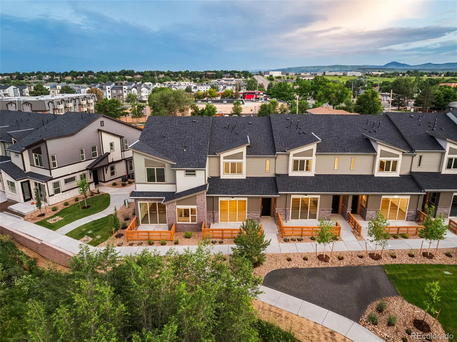 12318 W 58th Court Arvada CO 80004 | MLS #REC7674232 08212026214447 1600 49