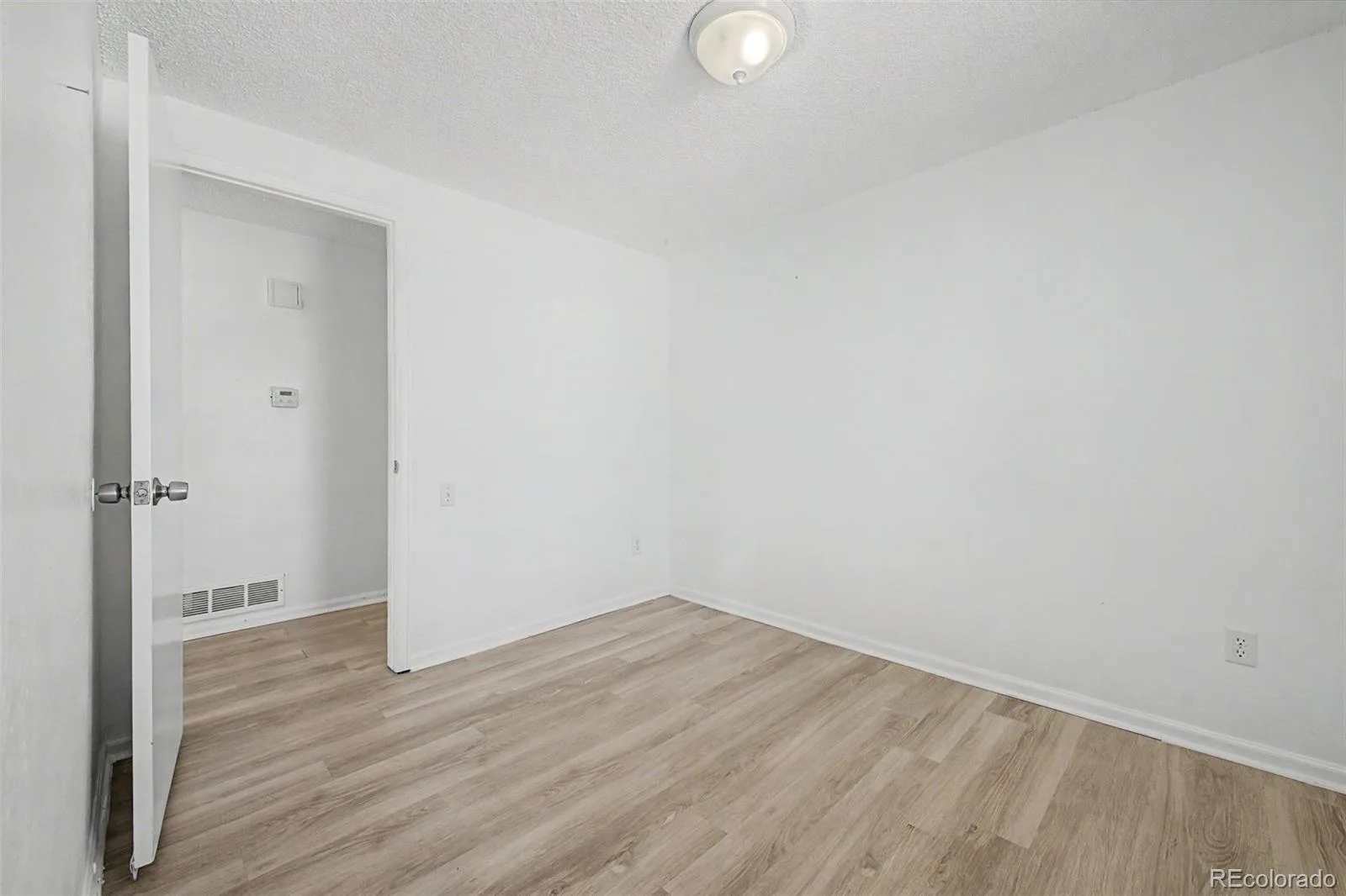 2757 S Salida Street Aurora CO 80013 MLS #REC7675892 06012026162128 1600 23