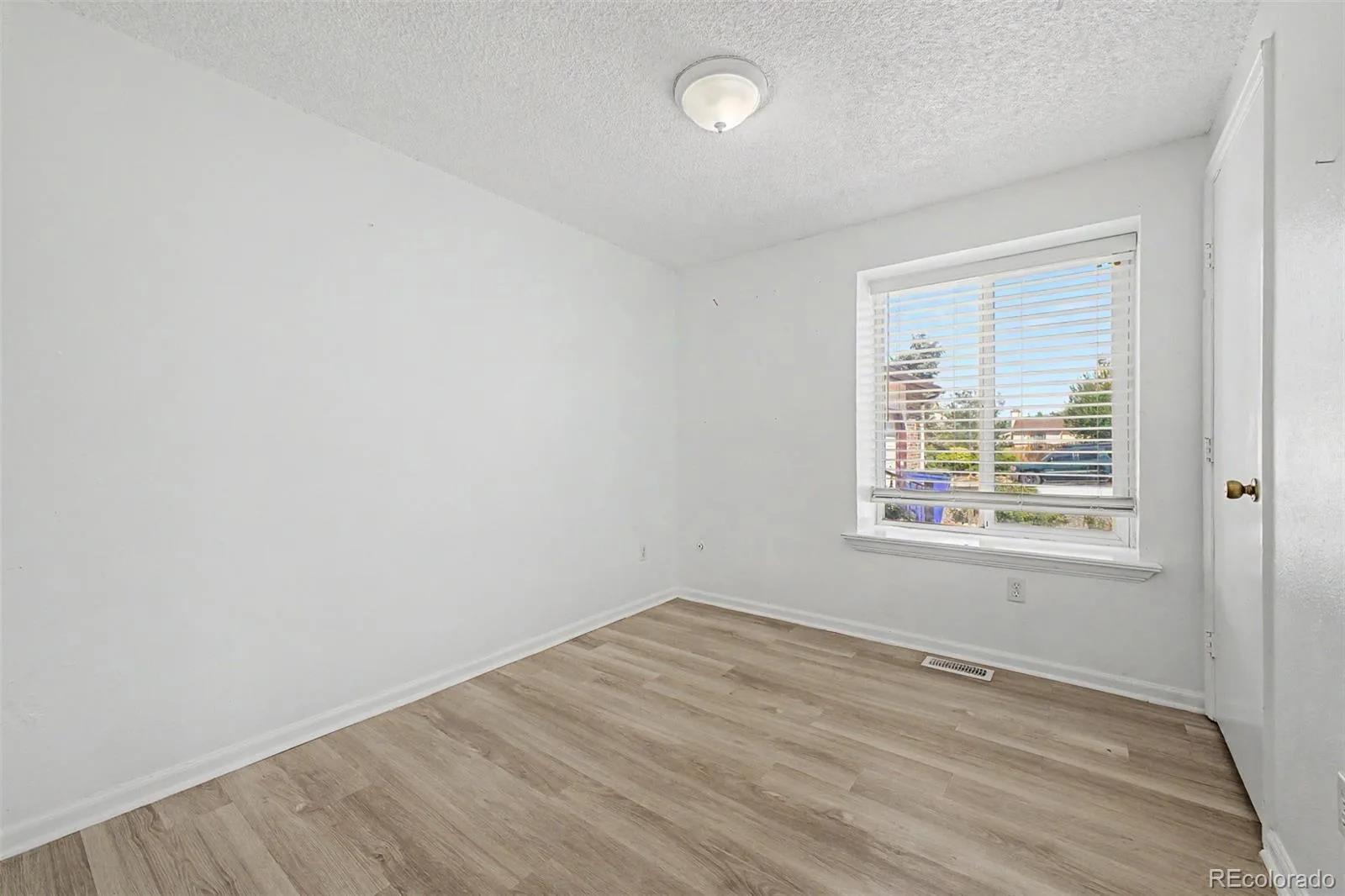 2757 S Salida Street Aurora CO 80013 MLS #REC7675892 06012026162128 1600 24