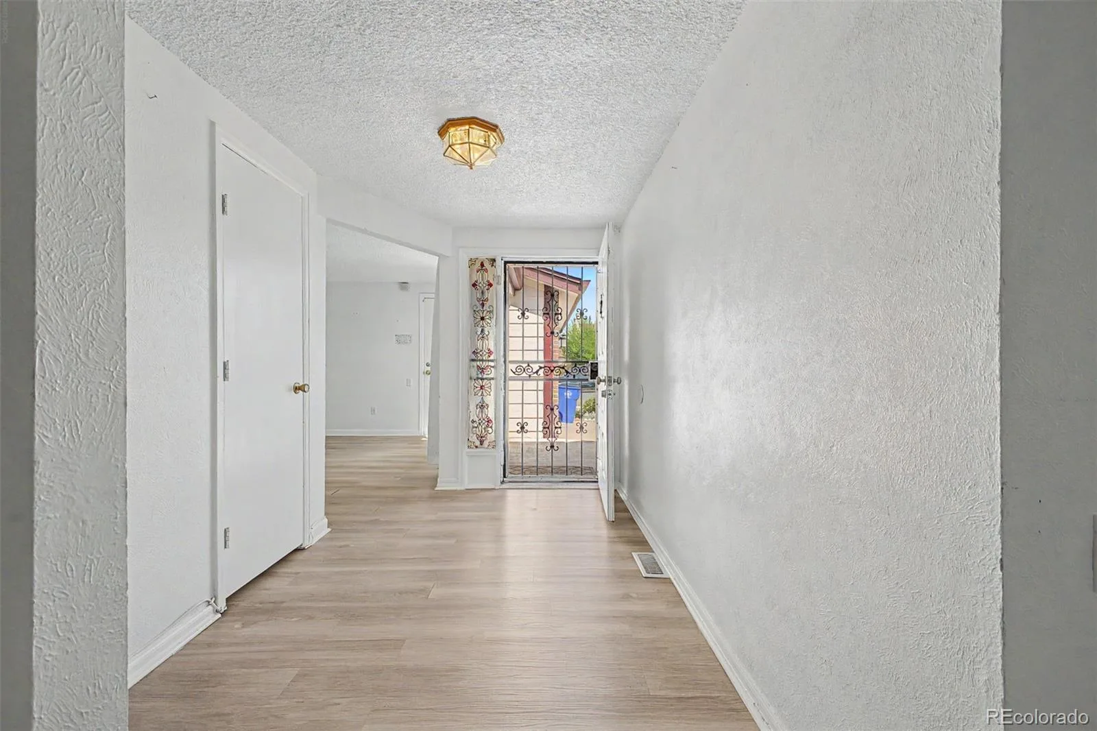 2757 S Salida Street Aurora CO 80013 MLS #REC7675892 06012026162128 1600 3