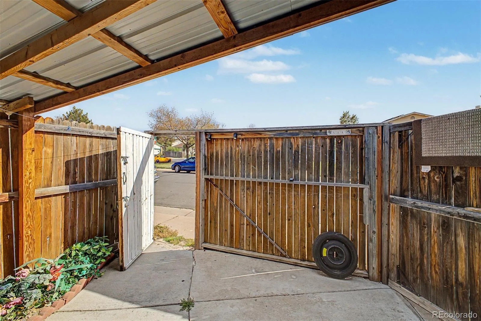 2757 S Salida Street Aurora CO 80013 MLS #REC7675892 06012026162128 1600 37