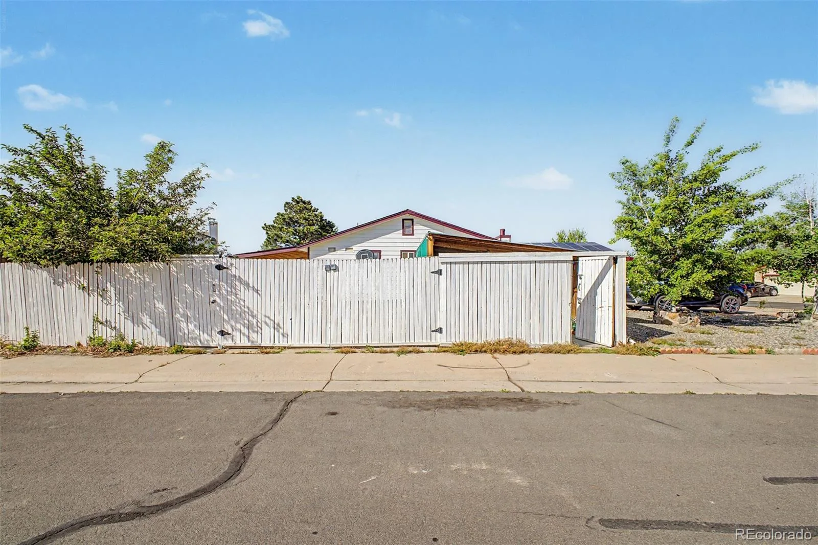 2757 S Salida Street Aurora CO 80013 MLS #REC7675892 06012026162128 1600 46
