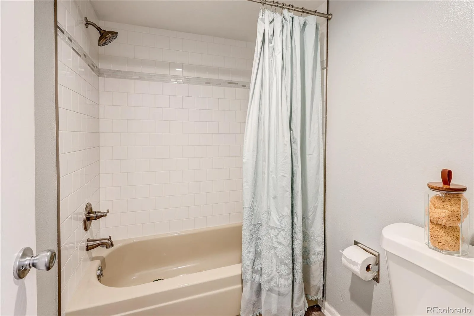 14208 E 1st Drive #B1 Aurora CO 80011 | MLS #REC7677214 06052026064053 1600 16
