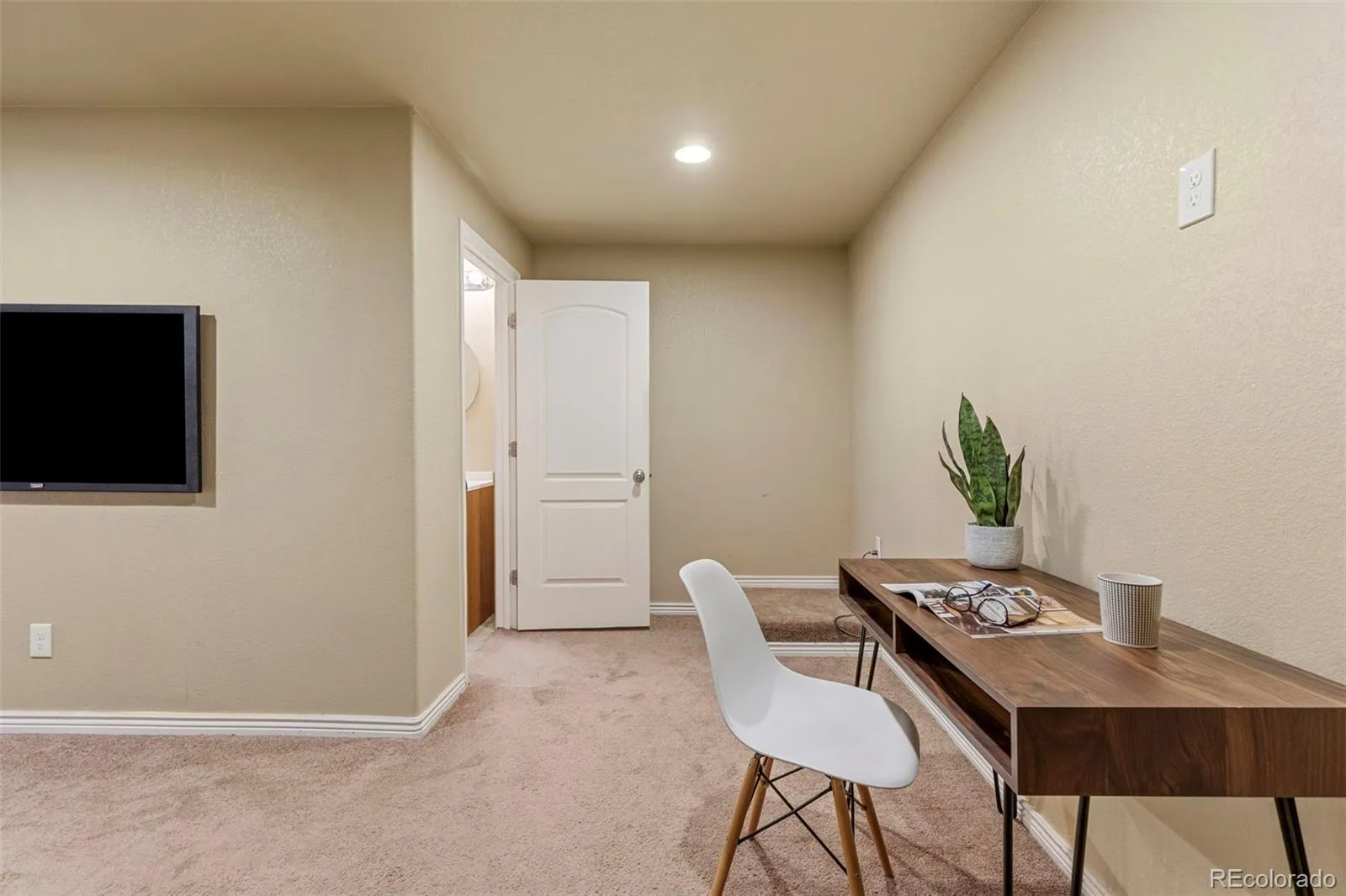 10268 Norfolk Street Commerce City CO 80022 | MLS #REC7679432 08292026183405 1600 24