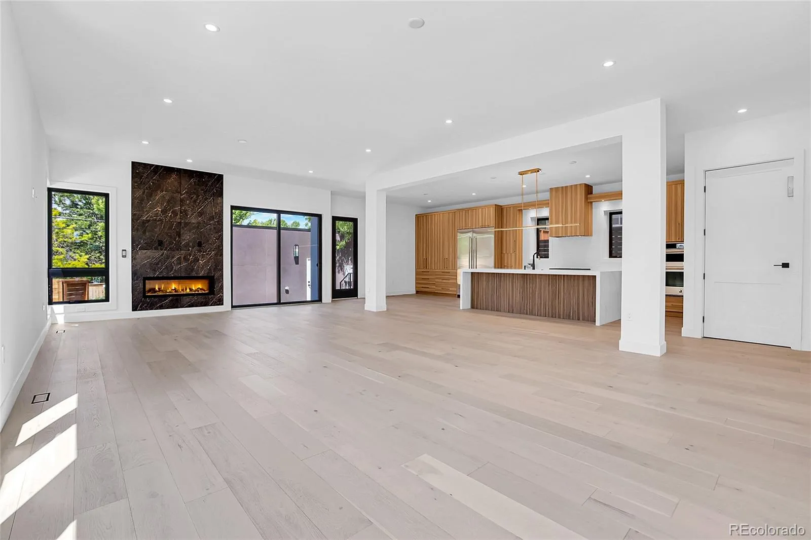 04132026023541 1600 11